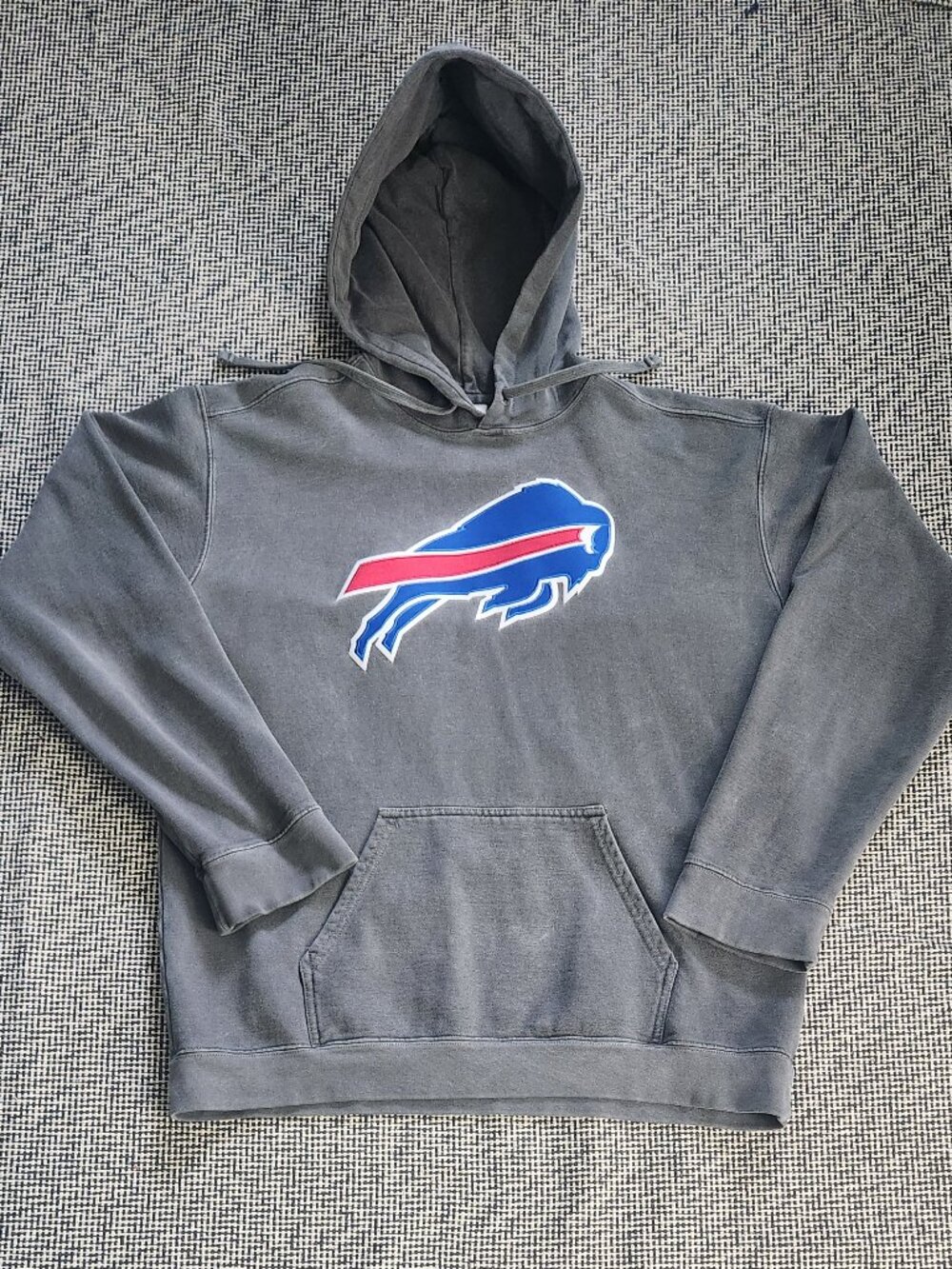 NFL Team Apparel Buffalo Bills Faded Grey Hoodie (Size Medium)